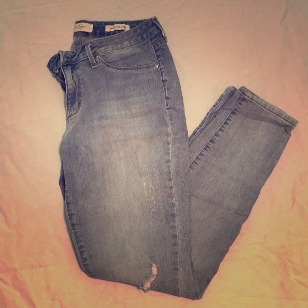Jessica Simpson light wash distressed denim jeans